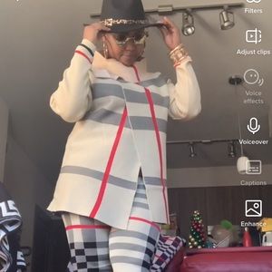 Women dress sweaters